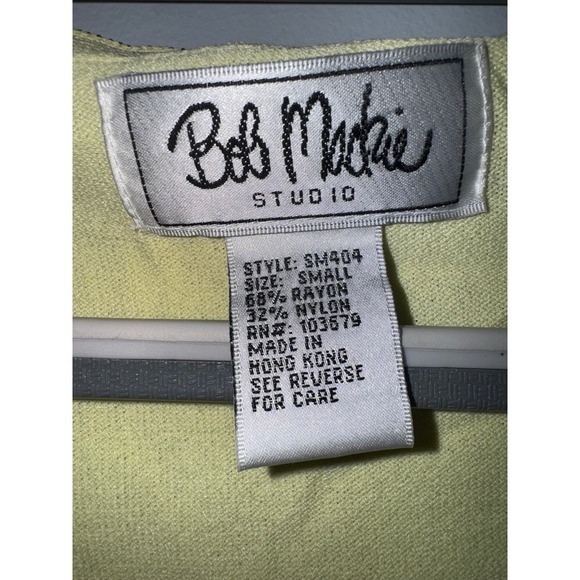 Bob Mackie yellow embellished petal and sequin strip sweater size small - Picture 3 of 6
